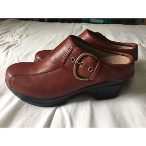 Sanita Nakita Burgundy Leather Clogs